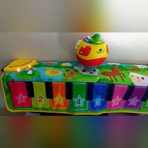 2 Interactive Toys Baby Toddler Wiggle Crawl Ball Educuties Musical Mat Like New